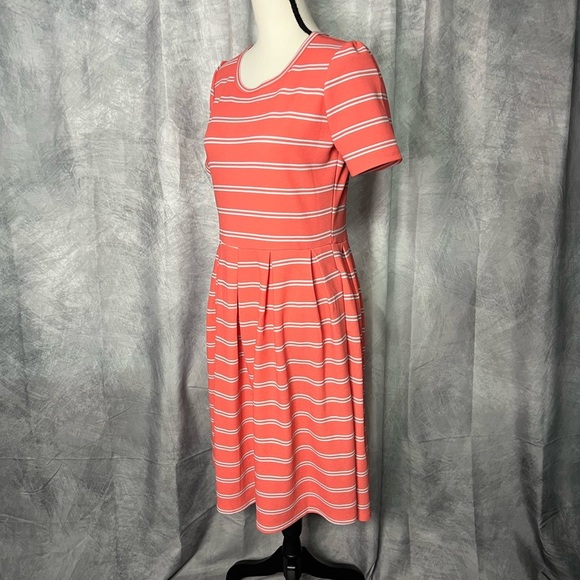 LuLaRoe Amelia Striped Coral & White Dress with Box Pleats and POCKETS - LG - Picture 3 of 11